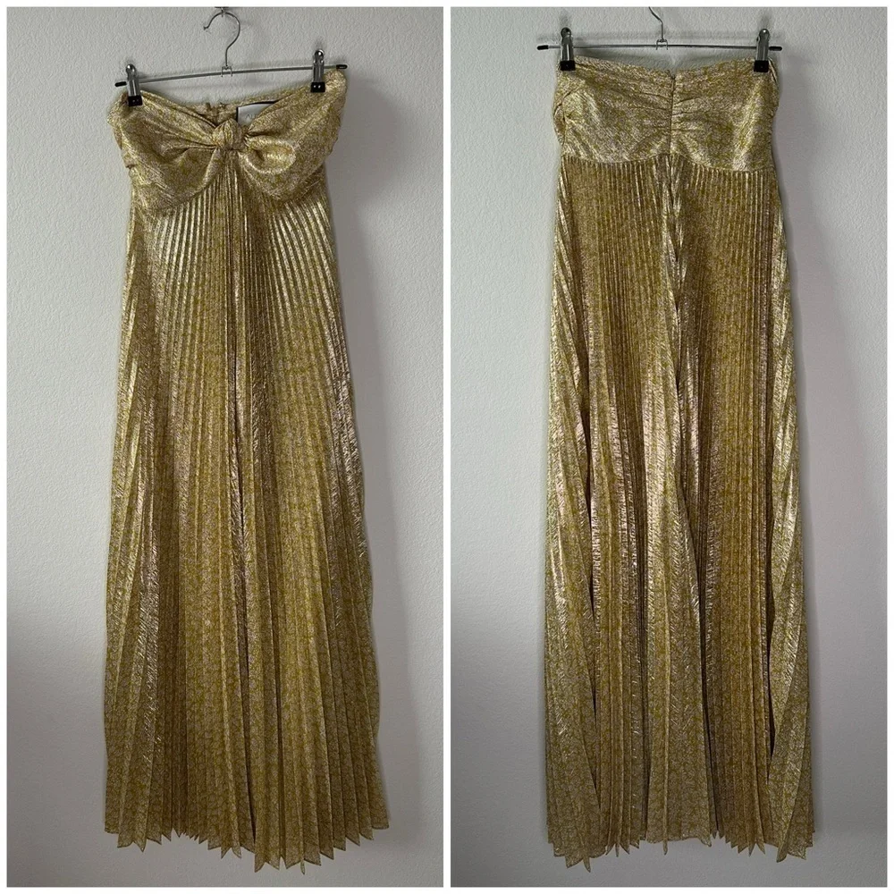 Alexis Joya Pleated Strapless Gown Maxi Dress
Metallic Gold Lame Rare SZ S - Picture 4 of 11